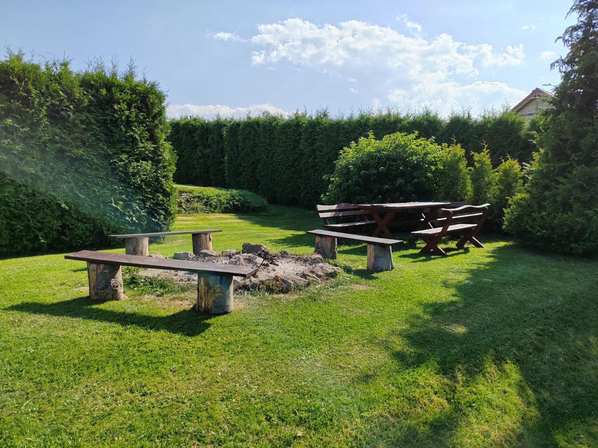 Villa Sloneczne Wzgorze à Jezow Sudecki Extérieur photo