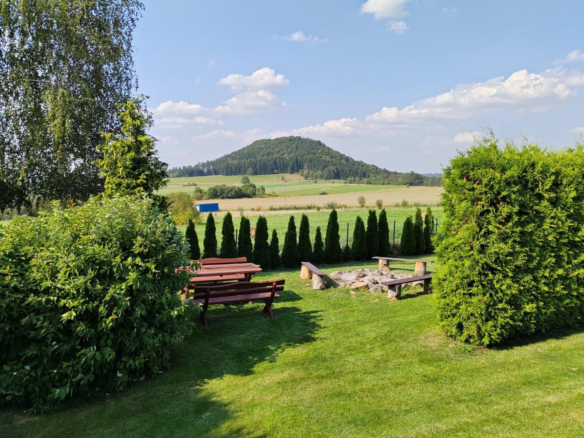 Villa Sloneczne Wzgorze à Jezow Sudecki Extérieur photo